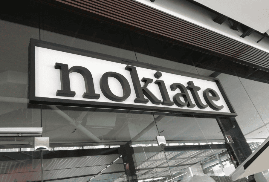 custom signage Dubai